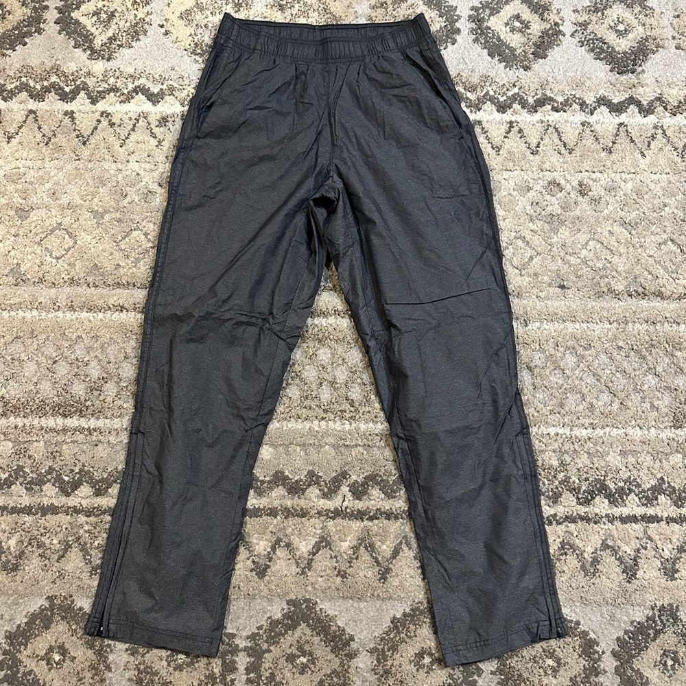 Adidas Essential Woven Pants Charcoal Gray Mesh Lined Pants Medium